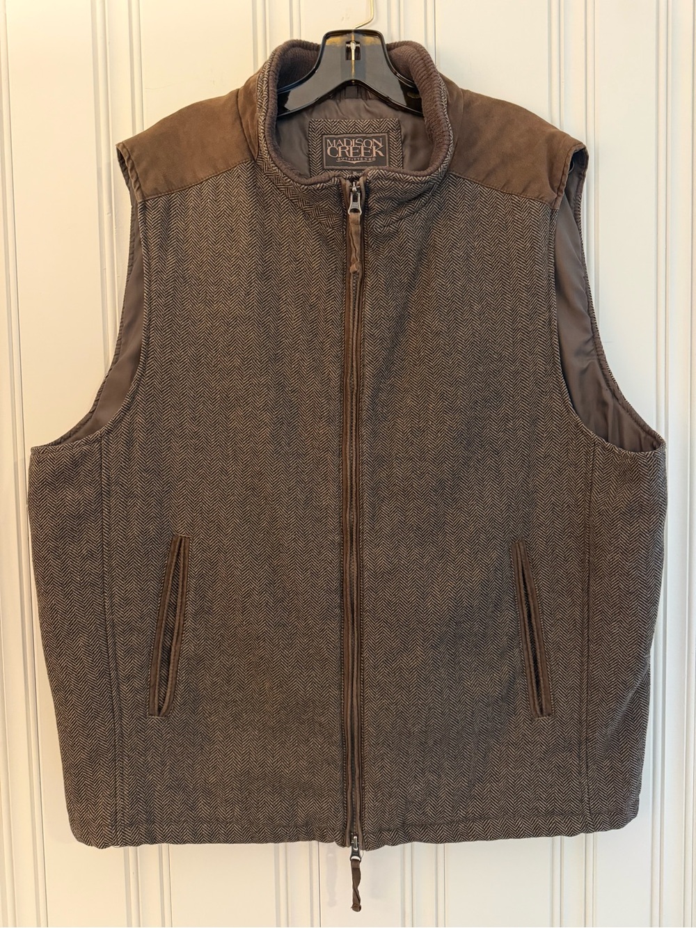 Wool Blend Men's Brown Herringbone Zip-Up Vest: Quiet Luxury